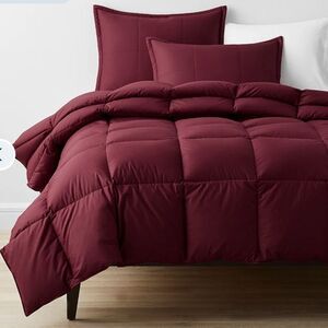 The Company Store LoftAIRE Down Alt Light Comforter in Merlot, Twin XL, NEW!